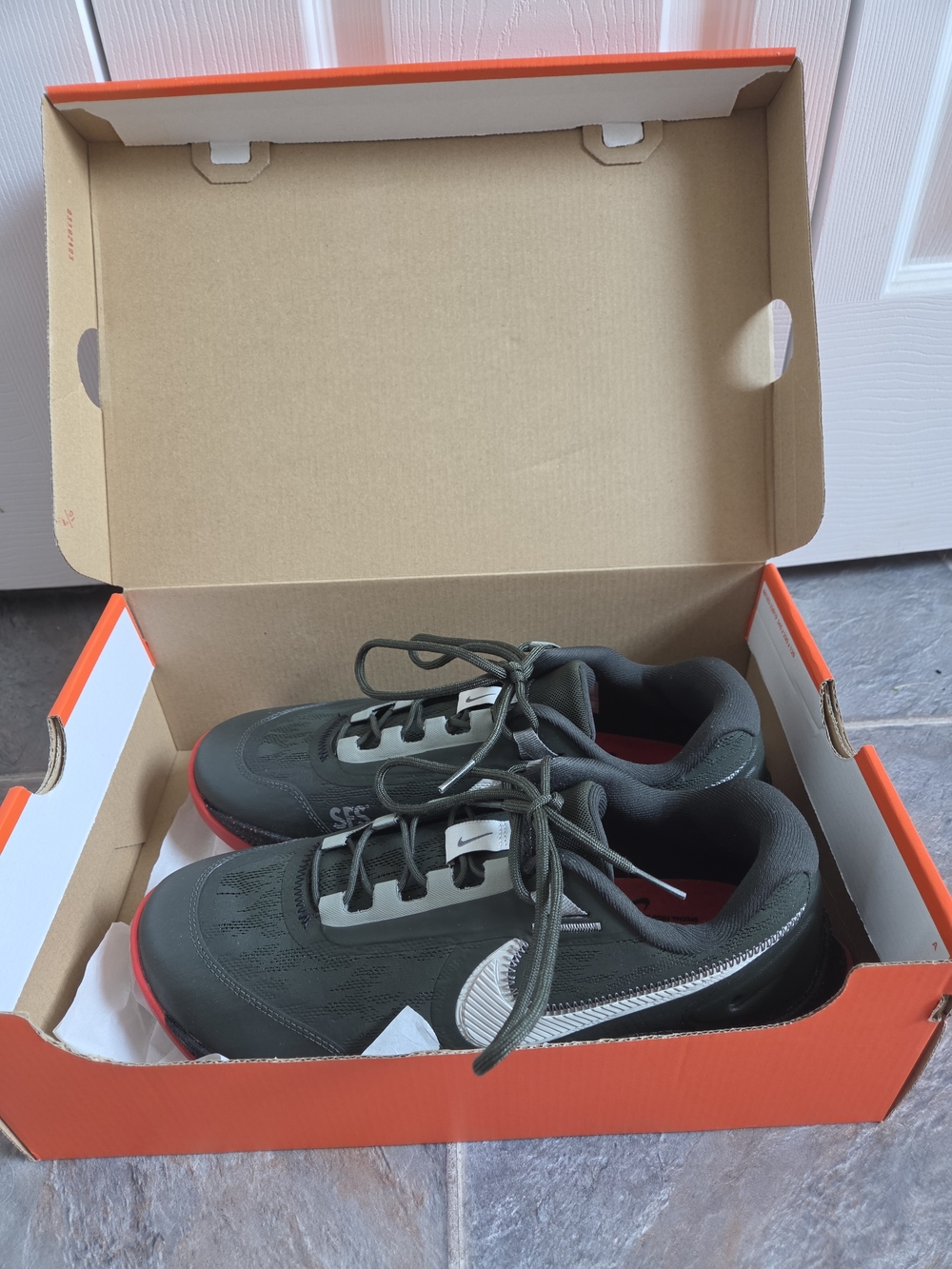 Men's 10 running shoes